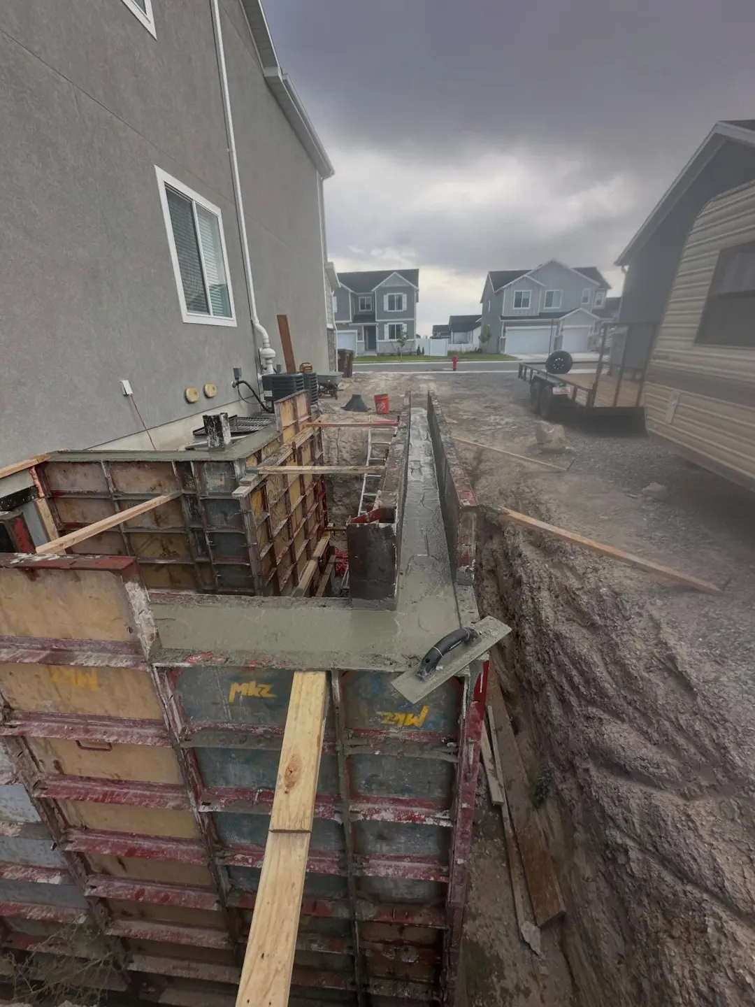 Walkout wall forms ready to pour by MD Concrete in Utah
